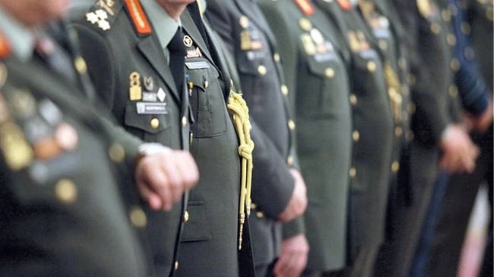 Πρόεδρος Αποστράτων Στρατού: Μεγάλη κοροϊδία η τροπολογία για τα αναδρομικά